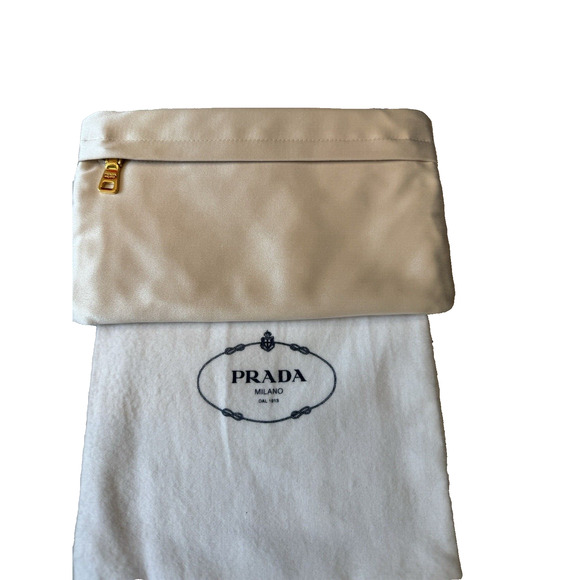 NEW $525 Prada Special Edition Pink Silk Zip Clutch DUSTBAG - Picture 10 of 13